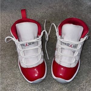 Jordan 11 cherry